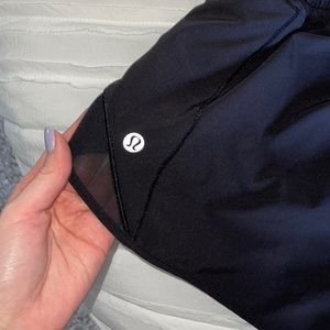 Lululemon Hotty Hot Shorts 2.5”
